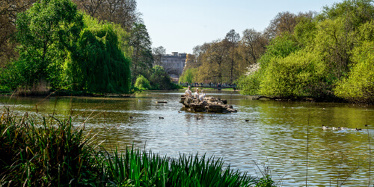 Visit St James's Park