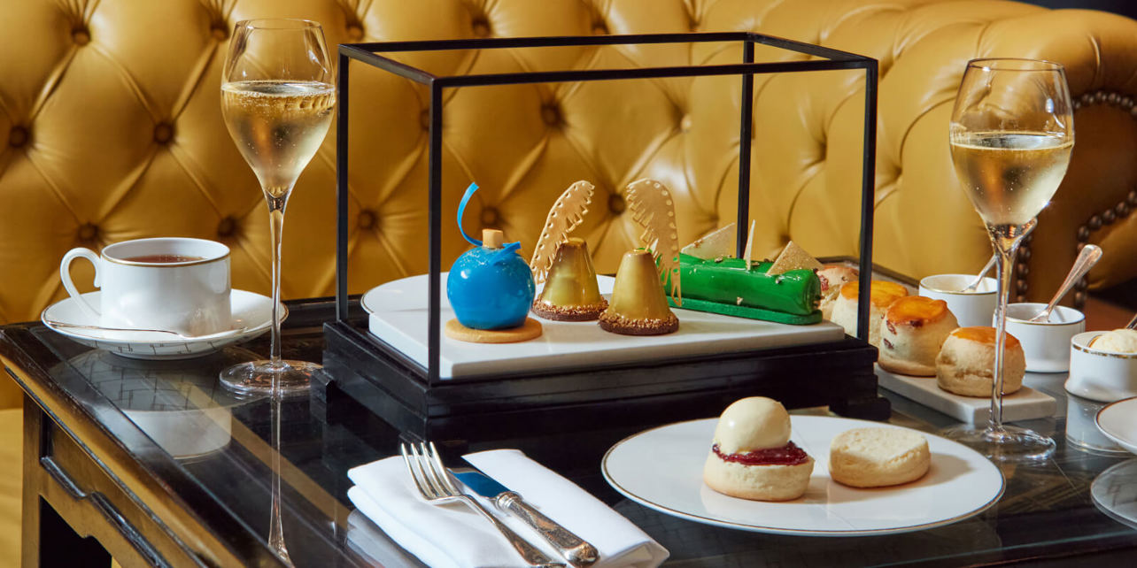 Hockney Art Afternoon Tea at Rosewood London